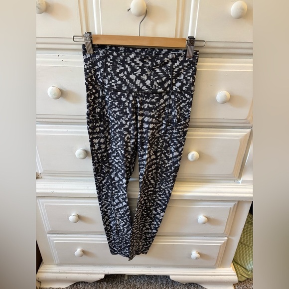 Lululemon Fast and Free tight 25” Nulux Pace Lace Graphite Grey - Picture 3 of 4